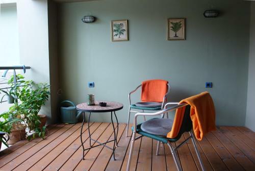 "blue Apartment" Close To Port & Center