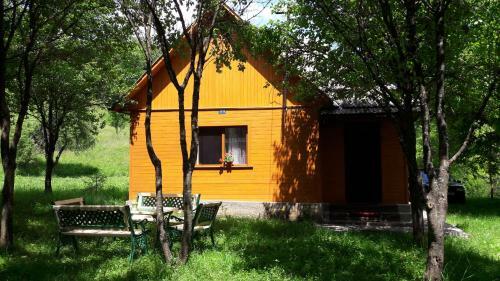 Cabana Galben