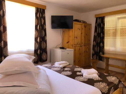 Hostal Pensiunea Cerbul