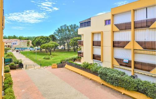 Nice Apartment In Le Grau Du Roi With 1 Bedrooms