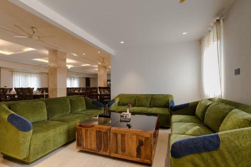 Mourya Hotel