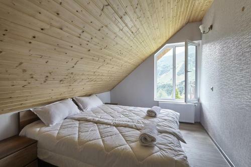 Hostal Entire Rental House-white House Gudauri