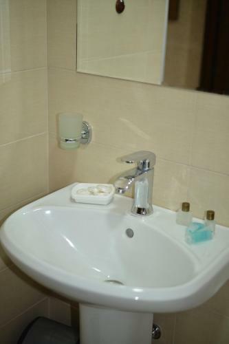 Hostal Entire Rental House-white House Gudauri