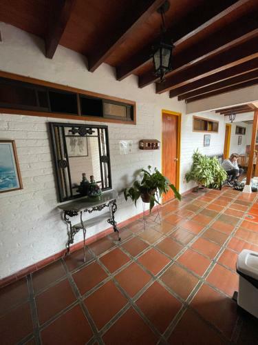 Hotel Alcarraza