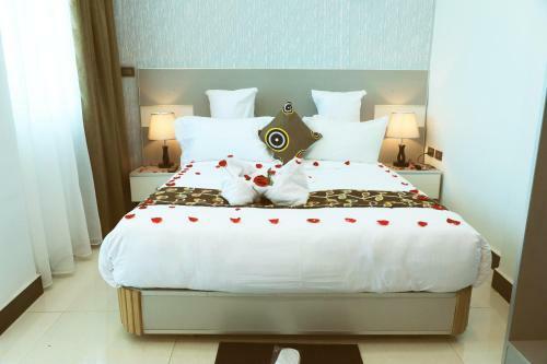 Riverland Hotel