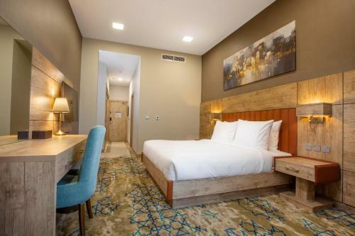 Waves Hotel