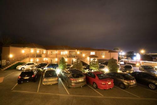 Kings Of Riccarton Motel