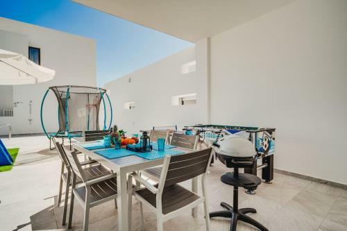 Sunnyvillas: 3br New Villa?private Pool In Pernera