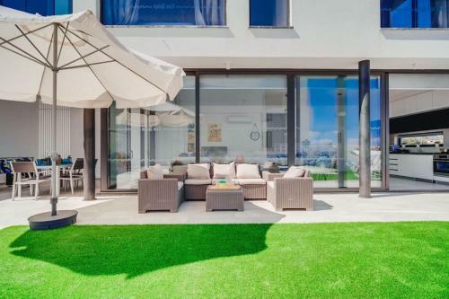 Sunnyvillas: 3br New Villa?private Pool In Pernera