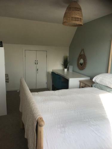 Cosy House With Loch View