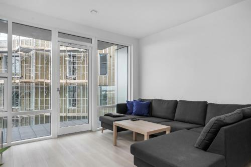 Apartamento Modern 2-bedroom Apt. - Free Parking And A Balcony
