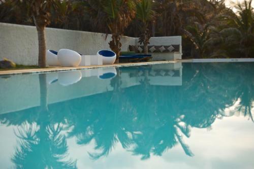 Hotel Dolphin Beach