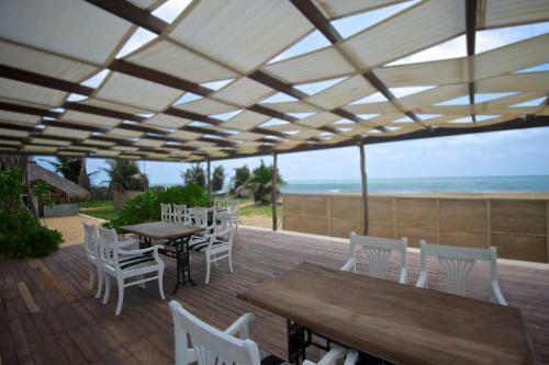 Hotel Dolphin Beach