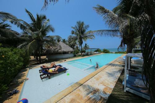 Hotel Dolphin Beach