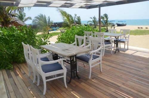 Hotel Dolphin Beach