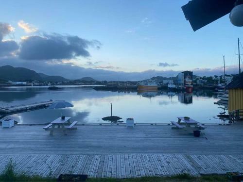 Apartamento Lofoten Hostel Ballstad - The Blue Pearl