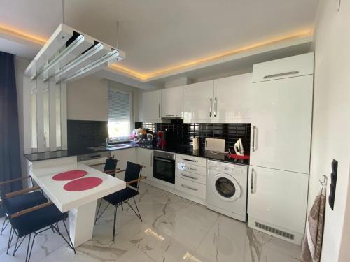 Luxuzni Apartman U Alanya 20m Od Mora