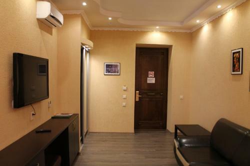 Metallurg Hotel