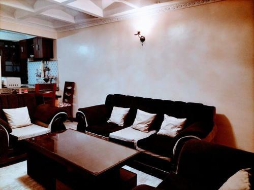 Apartamento 1 Bedroom Unit @ Nanyukipavleena Residence