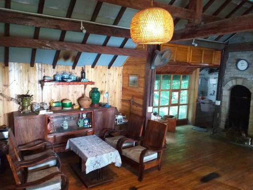 Fieu House