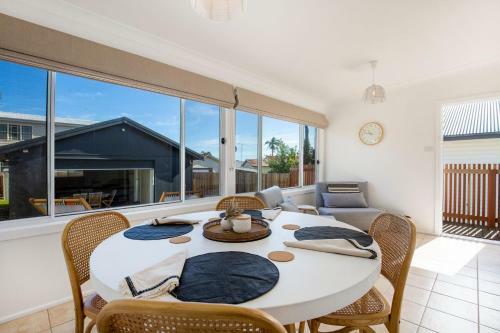 Fishery Road Cottage - Pet Friendly - 2 Mins Walk To Beach