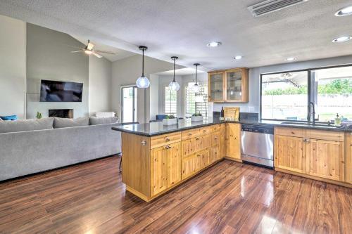 Sunny Scottsdale Home With Private Pool And Patio