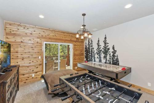 Pinecone Escape Cabin By Avantstay Elevated Cabin W Privacy & Views