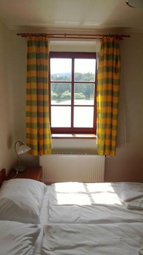 Hostal Pension Mlyn Stare Mitrovice