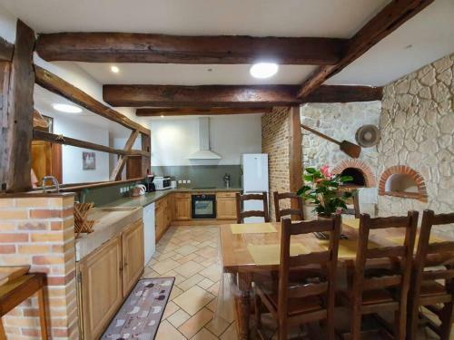 G�te de L'etrier 3 * : Le Calme � La Campagne !