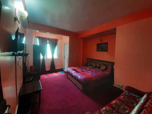 Hotel Kanchan View