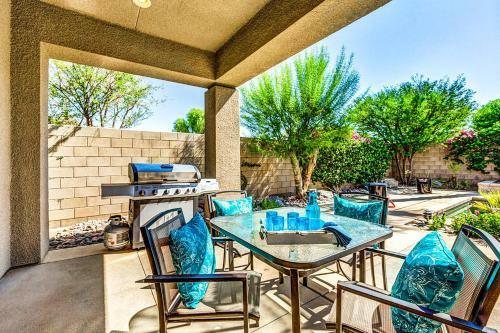 Aurora By Avantstay Stylish Spacious Oasis W Pool, Spa & Bbq