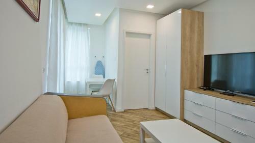 Colonel Apartment Dream