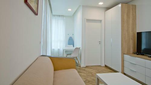 Colonel Apartment Dream