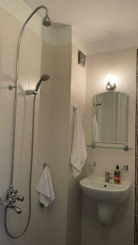 Apartamento Spacious And Stylish Flat In The Center Of Sofia -white Harmony