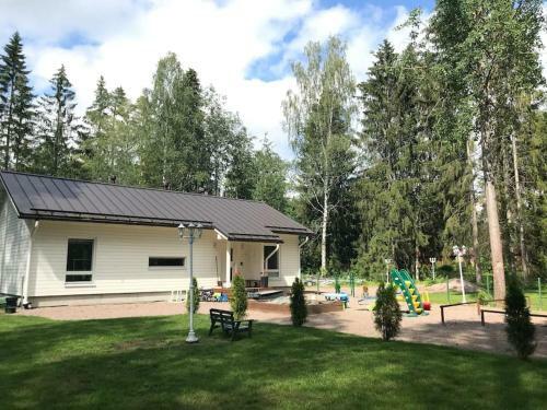Villa Bright And New House In The Nature