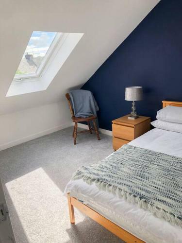 Light & Spacious Loch Lomond Apartment