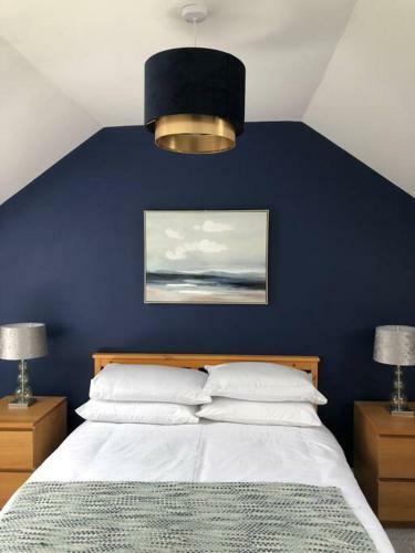 Light & Spacious Loch Lomond Apartment