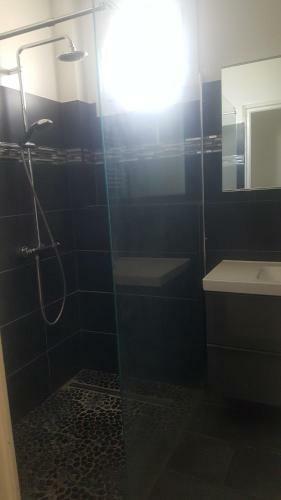 Apartamento T3 Lumineux Dans Petite Copro
