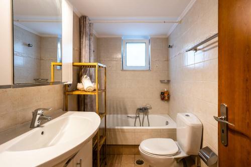 Filiatra Downtown Cozy Retreat - Homely Vibes