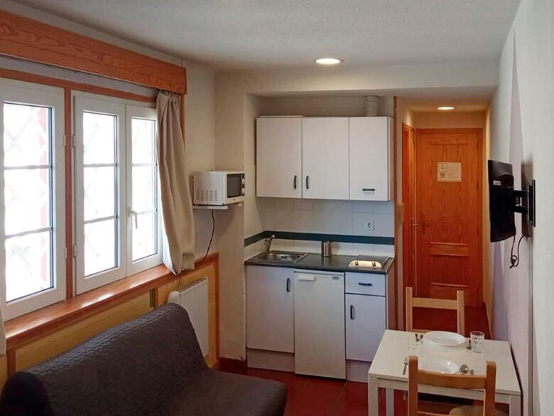 Apartamentos Las Tuyas 3000