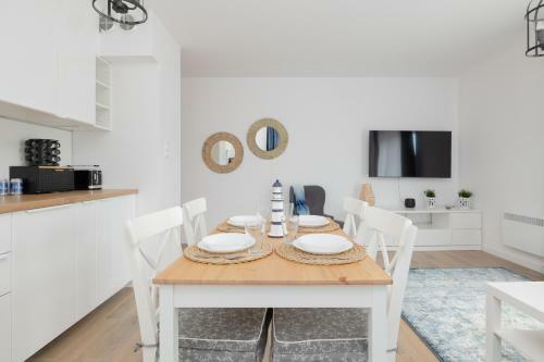Seaside Apartment Wybrze?e Dziwn�w By Renters