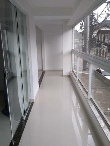 Apartamento de Luxo Novo Pr�ximo A Rua de Lazer