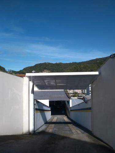 Apartamento de Luxo Novo Pr�ximo A Rua de Lazer
