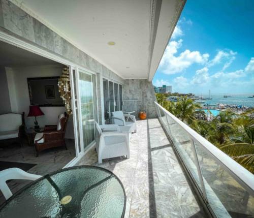 Apartamento Con Vista Al Mar En Sunrise