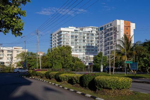 Apartamento Stunning Rooftop Pool; Walk To Beach;luxury 2 Bed 2 Bath