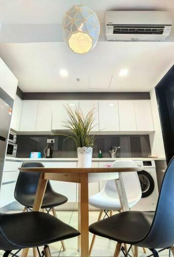 Apartamento C2101 Almas Suites Netflix!100mbps Bystay