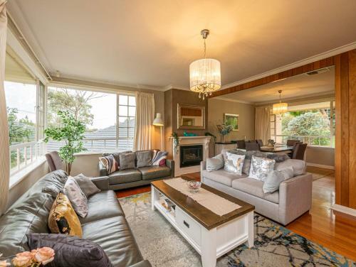 4br Family Home With Outdoor Bbq
