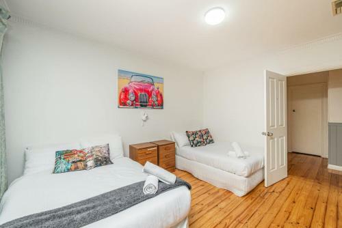 4br Family Home With Outdoor Bbq