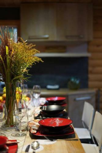 Wonderfully Crafted Chalet With Love To Perfection!