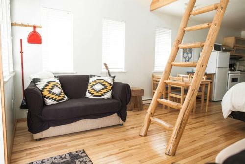 Surf Haven Lofted Cozy Cabin Minutes To Beach